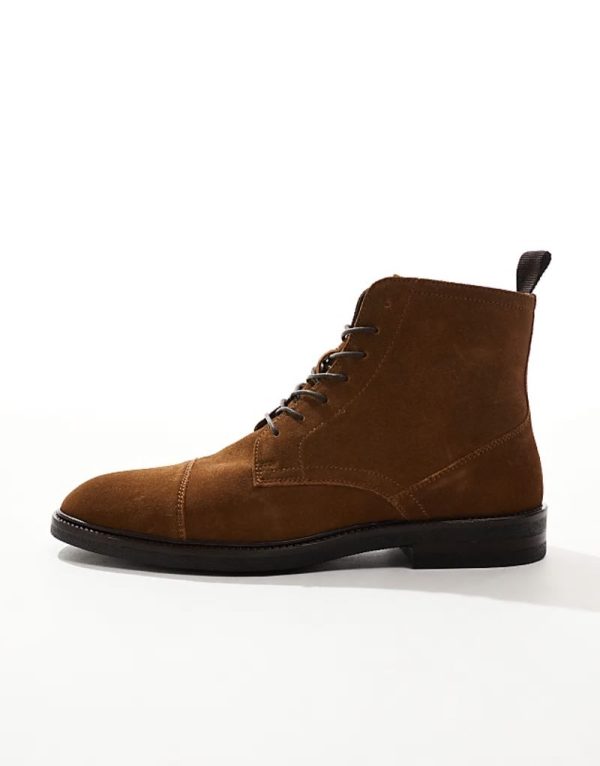 lace up boots in tan suede - Image 2