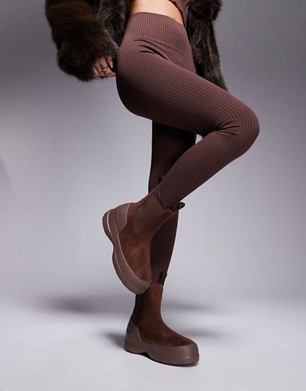 Moonboot unisex Luna chelsea boots in brown - Image 4