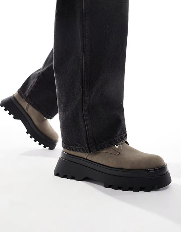 lace up worker boots in grey with chunky sole - Image 4