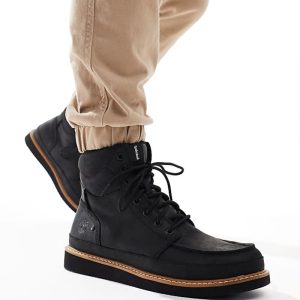 Newmarket mid lace up boot in black