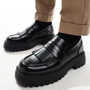 chunky loafers in black with fringing