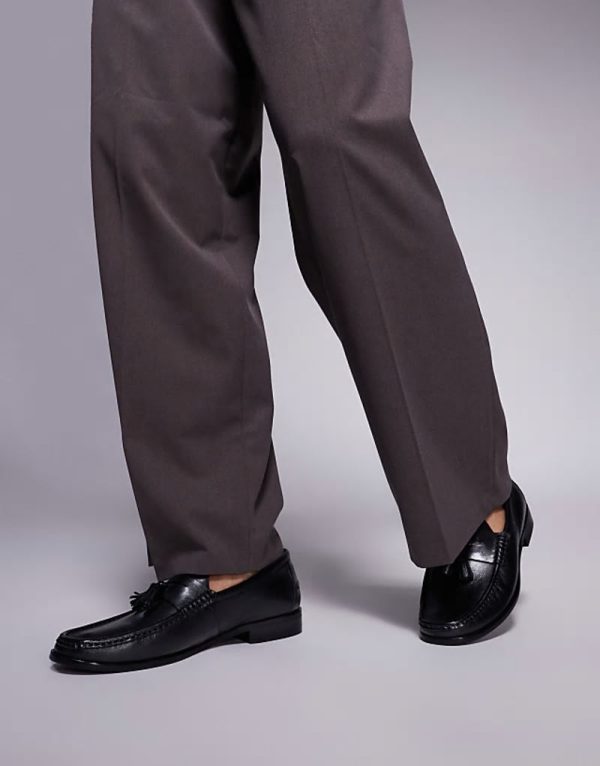 Tino tassel loafer in black leather - Image 4