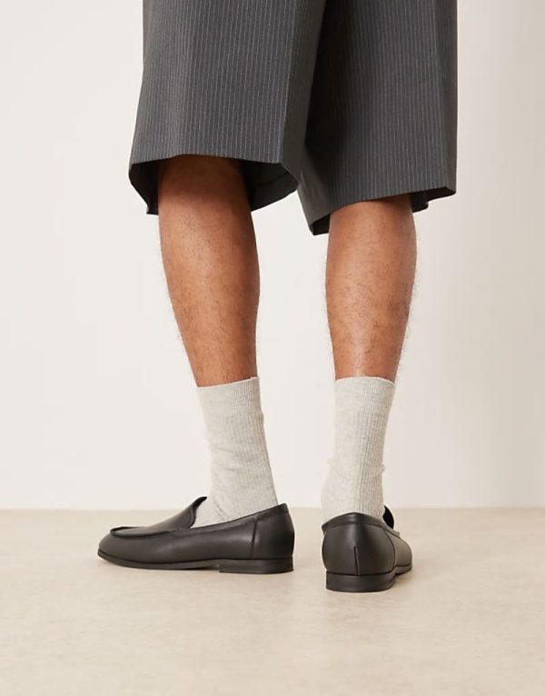loafers in black - Image 4