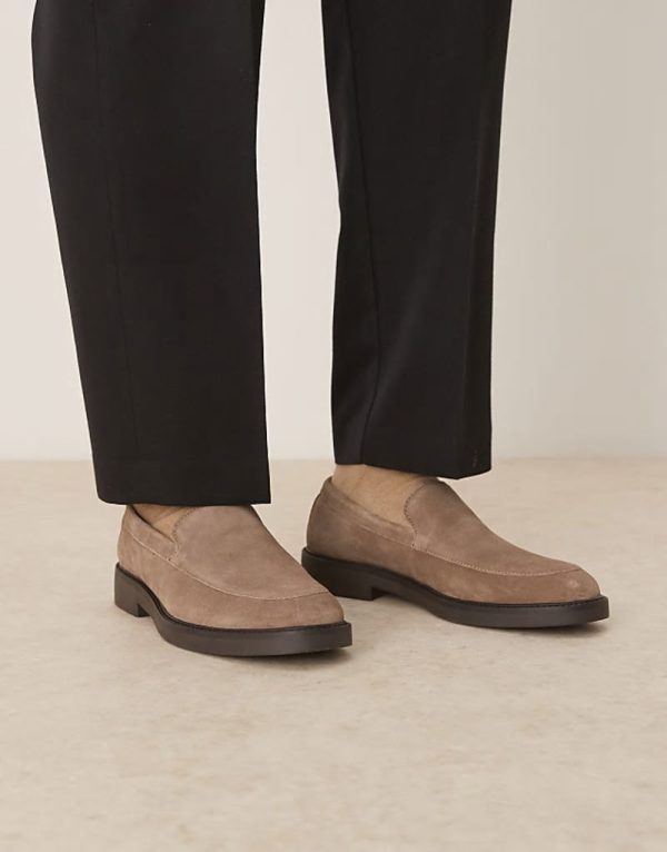 loafer in suede with plain apron