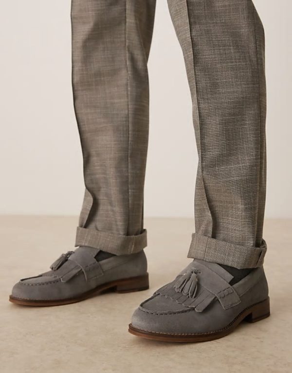 loafers in grey suede with fringe and tassel detail - Image 2