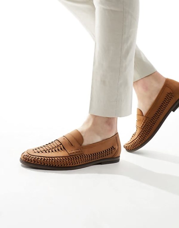 Reem woven loafers in tan - Image 4