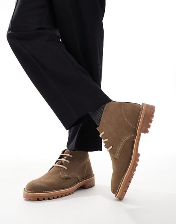 Hobart lace-up boots in desert suede - Image 3