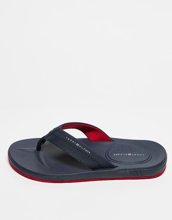 beach flip flops in navy - Image 3