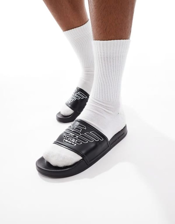 Bodywear logo slides in black