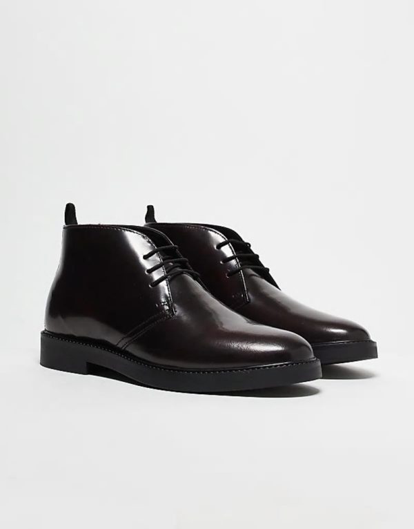 lace up chukka boots in burgundy polido leather