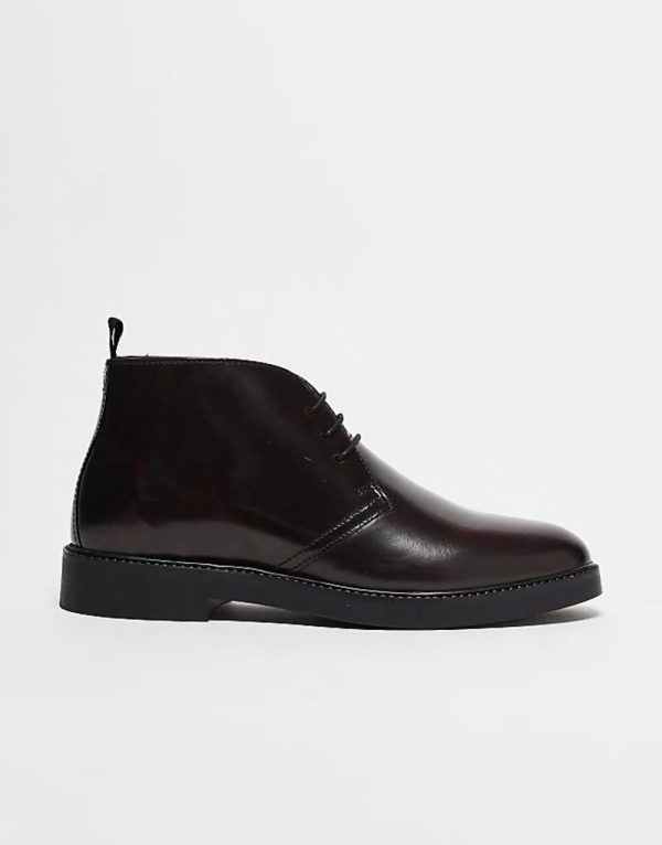 lace up chukka boots in burgundy polido leather - Image 2