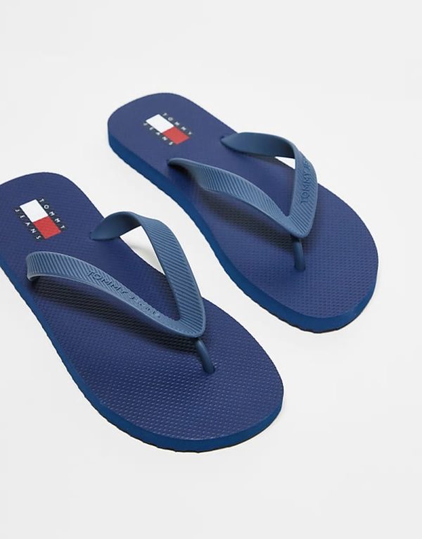 flip flop in blue