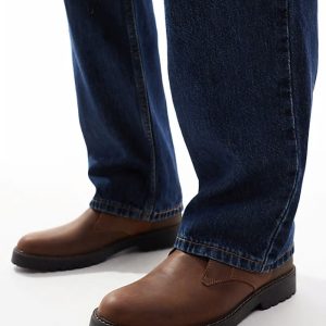 Maxwell waterproof leather chukka boots in brown