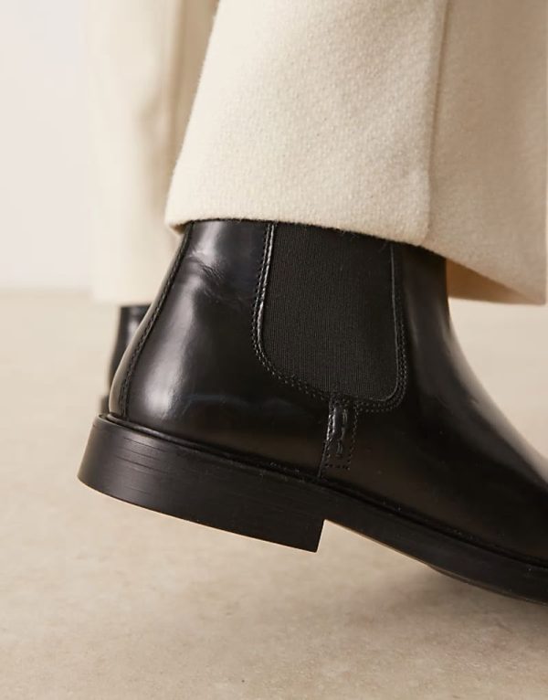 chelsea boots in black polish leather - Image 4