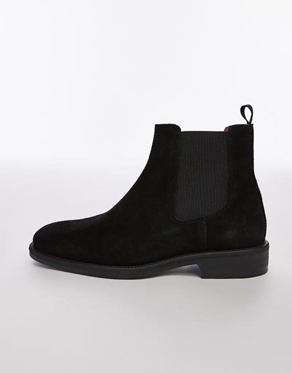 Suede chelsea boots in black - Image 2