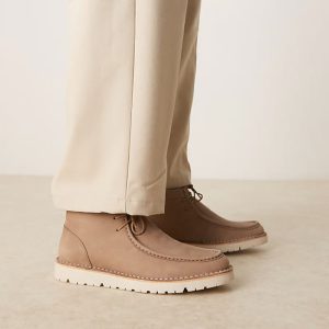 ASIOS DESIGN lace up boots in stone leather with apron stitch