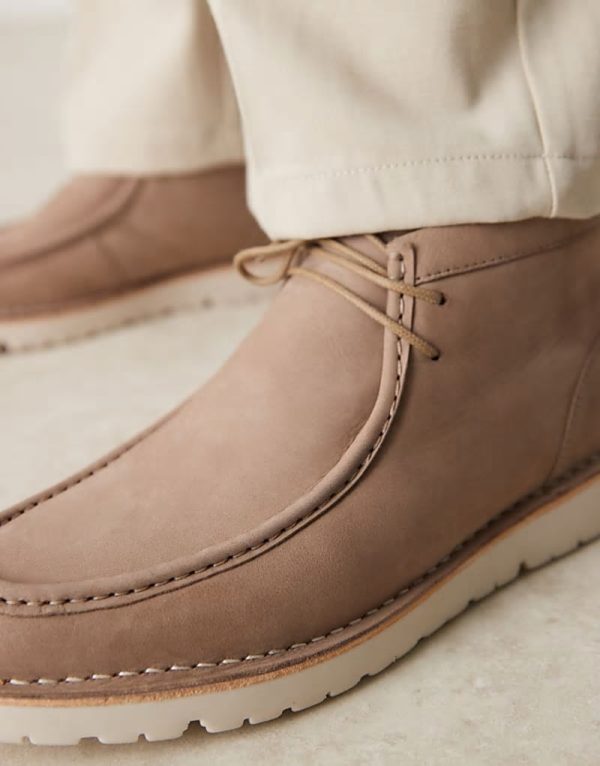 ASIOS DESIGN lace up boots in stone leather with apron stitch - Image 4