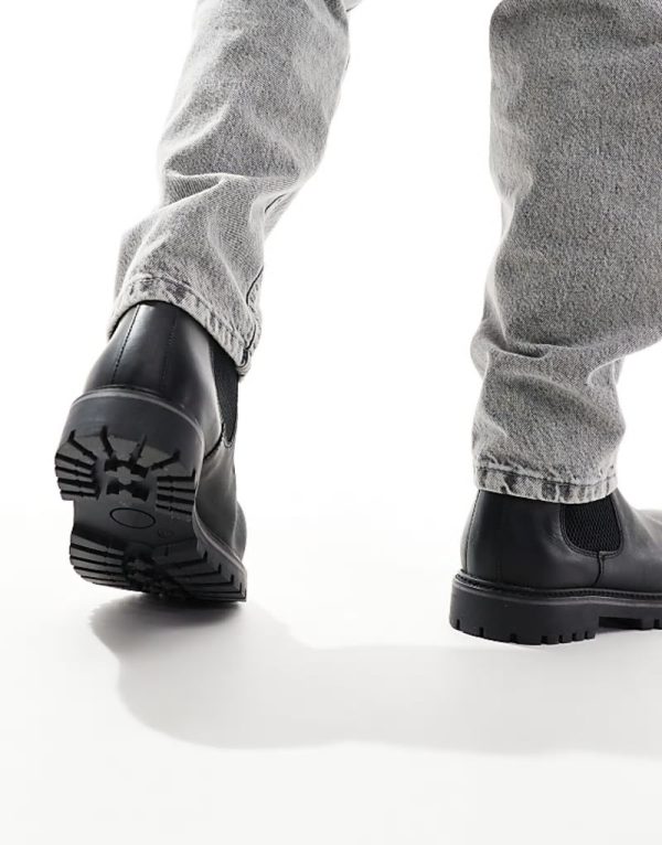 Dawson chelsea boots in black leather - Image 4